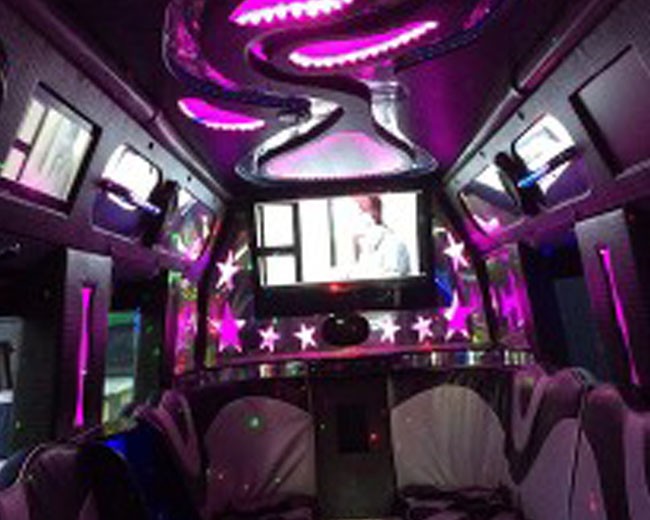 Novelty Vehicle Hire image 23
